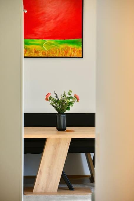 Modern Attic Flat With 2 Bedrooms Wien